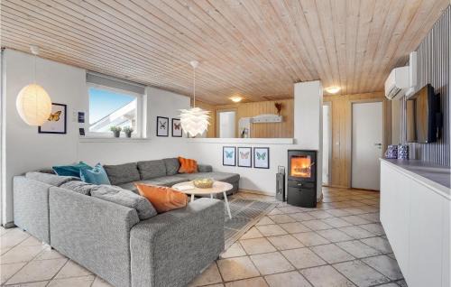 Klegod Strand House | Stunning Home In Ringkøbing With Sauna