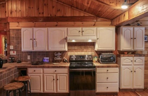 Town of Lumberland House | Stunning Lake Front Home