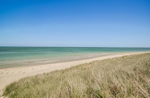 Dionis House | Stunning Ocean View! Beachfront Nantucket Retreat