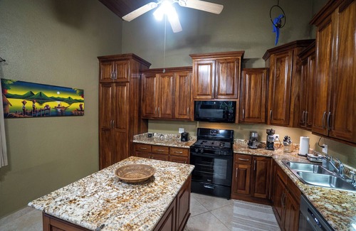 West End Condo | Stunning Oceanview Condo w/Pool Access Sunset Villas, West End, Roatan Rental