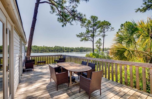 Bayou Grande Villa House | Stunning Pensacola Home, 8 Mi to Downtown!