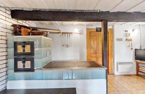Kamen Villa | Stunning private villa for 6 people with WIFI, private pool, TV and patio