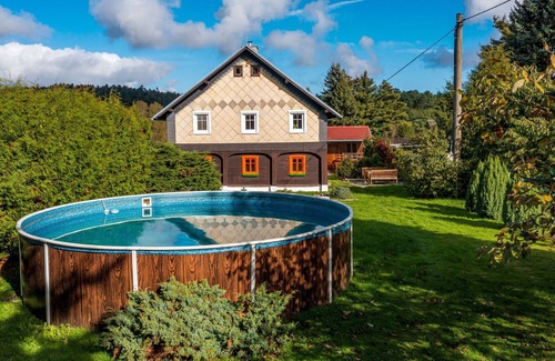 Kamen Villa | Stunning private villa for 6 people with WIFI, private pool, TV and patio