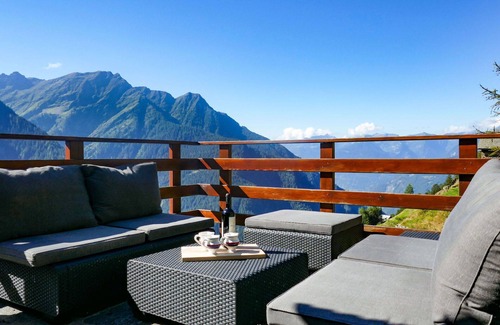 Malvaglia House | Stunning private villa for 4 guests with WIFI, patio and pets allowed