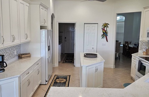 Deep Creek House | Stunning Punta Gorda FL House w/Pool, 10 min to Sunset beach & Fishermas Village