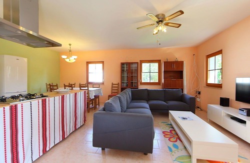 Balatonudvari House | Stunning villa for 8 guests with A/C, WIFI and TV