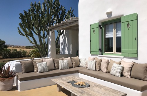 Paros Villa | Stunning Villa With Pool.