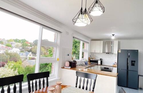 West Hobart House | Stunning West Hobart Home- Close to city and shops