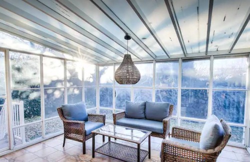 Candiac House | Style & confort by Montreal -New - 3 BR Bungalow