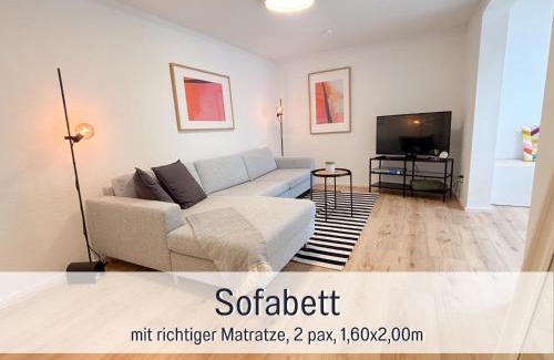 Hochberg House | Style Stiege - kleines Haus mit sonniger Terrasse und Home Office - Perfekt für Workation