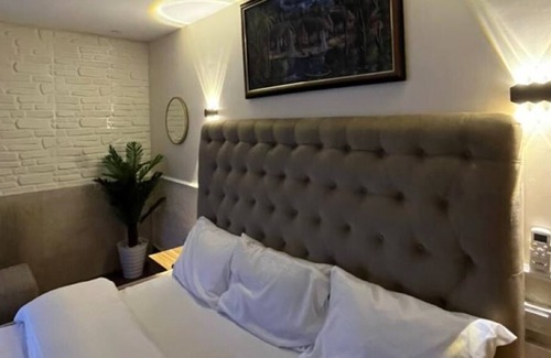 Ikoyi Apartment | Stylish 1-Bedroom Apartment in Ikoyi
