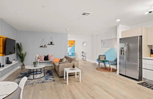 Ojus Apartment | Stylish 1BR Apt in Aventura★Pet Friendly★Pool★BBQ