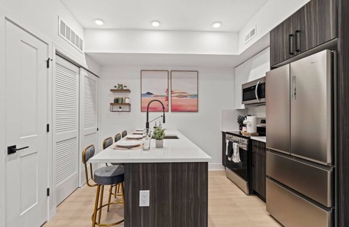 Mantua Apartment | Stylish 1BR | DT Philly by Art Museum & Key Sights