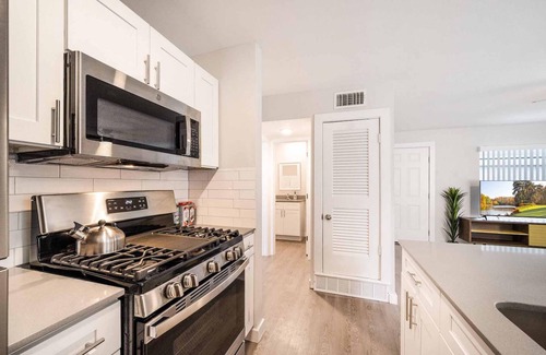 Mueller Apartment | Stylish 1BR Near UT Mueller Evonify