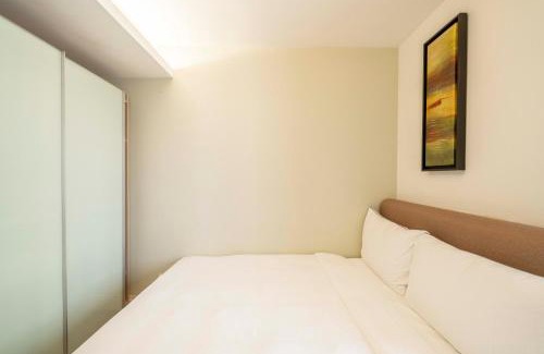 Xujiahui Apartment | Stylish 2BR 1 Living Room Apartment Yongxin Century