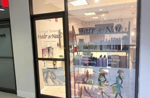 Aurora Highlands Apartment | Stylish 2BR Apartment Close to DC Attractions