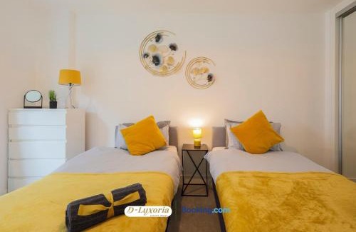Royal Docks Apartment | Stylish 2BR By DLuxoria Short Lets & Serviced Accommodation Greater London With Pet Friendly, Free WiFi & Free Parking