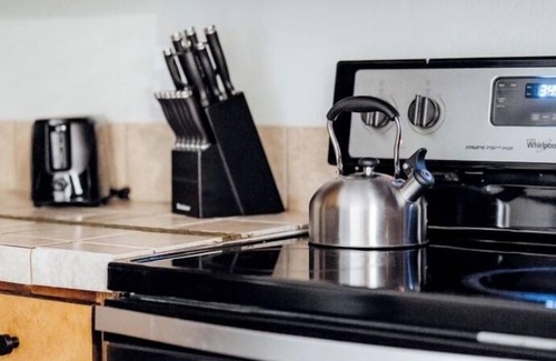 Mobile Apartment | Stylish 2BR Escape | Relax in Modern Comfort