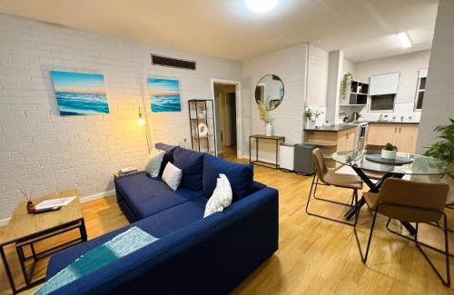 South Hedland Apartment | Stylish 3 Bed Apartment - Free Parking