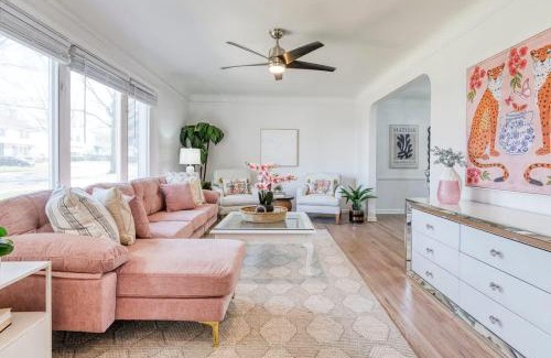Cleveland House | Stylish 3BR w Sunroom & Deck