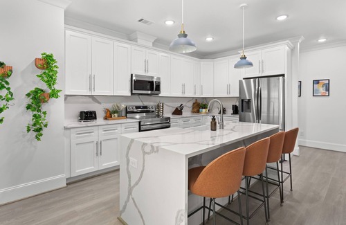 Snellville House | Stylish 4BR Haven by MHM Luxury Properties