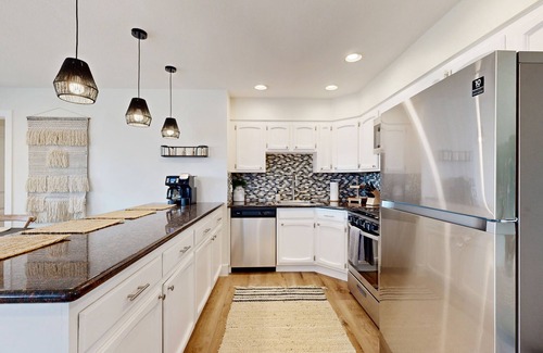 North Clairemont House | Stylish and inviting w/outdoor kitchen & hot tub - close to ocean