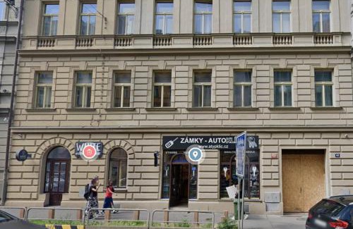 Prague 2 Apartment | Stylish apartment in Prague best gastronomic area