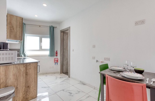 Bugibba Apartment | Stylish Apartment in Bay Square 4