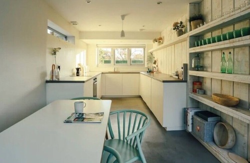 West Wittering House | Stylish beach house in West Wittering village as featured in Living Etc mag