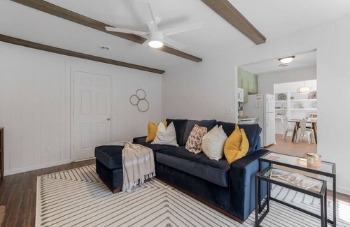 Elon House | Stylish Elon Retreat: Walk to Campus & Patio Relaxation