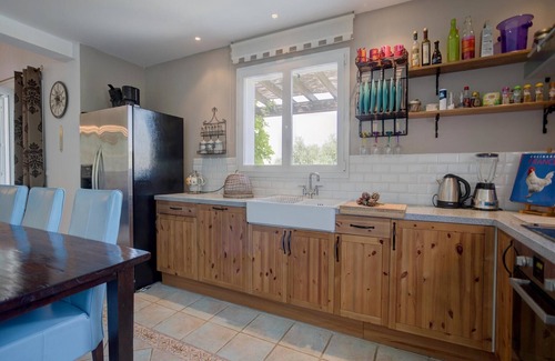 Felines-Minervois Villa | Stylish Family Villa in Félines