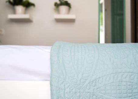 Larissa Apartment | Stylish Home - in the heart of Larissa