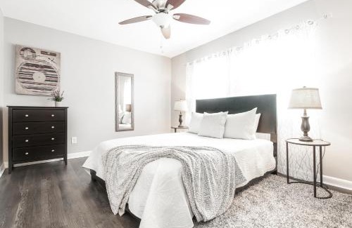 Virginia Highland Apartment | Stylish OneBedroom in Popular Virginia Highland