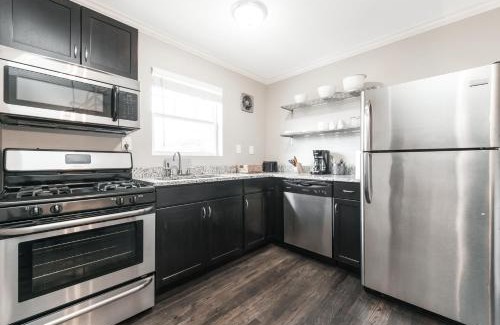 Virginia Highland Apartment | Stylish OneBedroom in Popular Virginia Highland