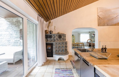 Niederlandenbeck House | Stylish, spacious house with open kitchen /whirlpool