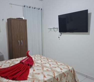 Curio-Utinga House | Suíte privada com TV e Wifi ambiente acolhedor