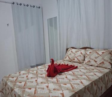 Curio-Utinga House | Suíte privada com TV e Wifi ambiente acolhedor