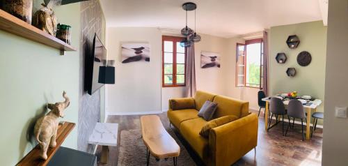 Muret Apartment | Sublime vue, standing, spacieux, atypique