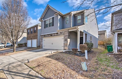 Church Street House | Suburban Atlanta Vacation Home about 3 Mi to Airport!