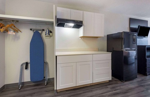 Rock Hill Hotel | Suburban Studios Rock Hill Northeast I-77