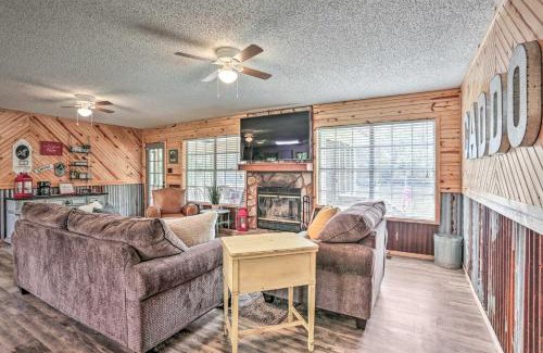 Jefferson House | Sues Camp with Caddo Lake Access and Dock!