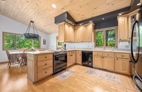Cohasset House | Sugar Lake Escape