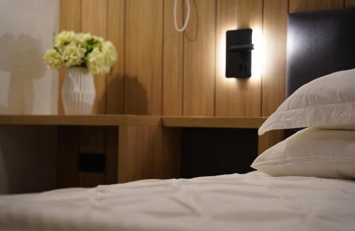 Medvode Apartment | Suita beli Labod