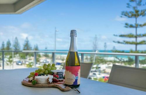 Scarborough Apartment | Suite 305 Sandcastles 3 Bedroom Deluxe Apartment