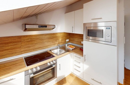 Bad Aibling House | Suite 5+6/entire top floor with 3.5 rooms and 2 balconies.