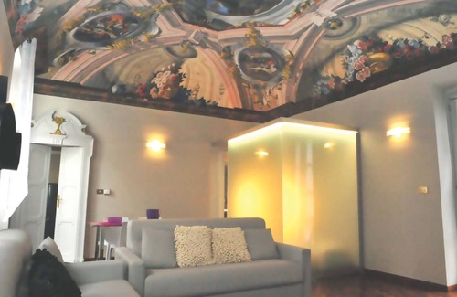 Valenza Apartment | Suite Deluxe con Affresco 2