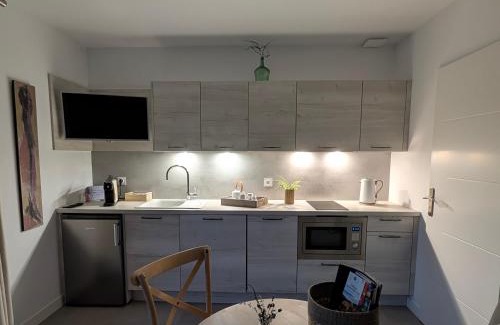 Moussan House | Suite l'inattendu avec Spa privatif et espace bien-être.