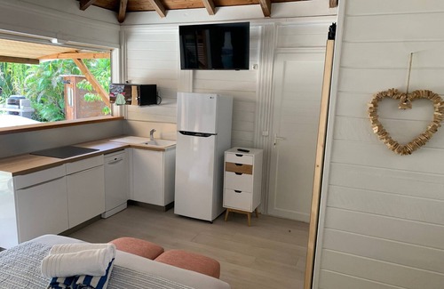 Riviere-Salee House | Suite Lagoon Climatisée Avec Piscine, spa Privatif