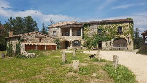 Servas Bed & Breakfast | Suite Médiévale 40m2 chambre d' hôte du Mas Fabrègue