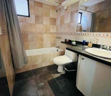 La Carolina Apartment | Suite on Av Republica del Salvador